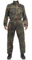 BW Tanker Coverall, Flecktarn, Surplus. Model height is 182 cm with 95 cm chest and wearing size 7 overalls.
