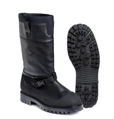 Pomar Loimu Winter Boots, Leather. Good traction with a rubber sole that doesn't get stiff easily.