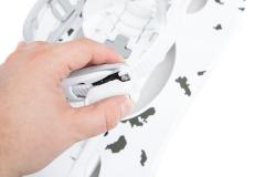 TSL 227 XL Snow Shoes, M05 Snow Camo. The bindings are very easy to use.