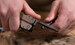 Leatherman Super Tool 300M Multi-Tool, Black. 