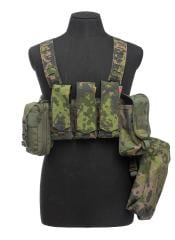 Särmä TST X-Harness. You can build a Chestrig around a Placard-type pouch. Additional pouches on the sides increase width and capacity.