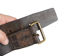 Swedish Trouser Belt, Leather, Surplus. The belts are used but still perfectly serviceable. The color, width, and thickness can vary to some extent.