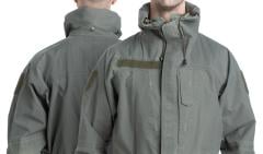 Austrian field jacket w. membrane, ECWCS model, surplus. The hood can be secured to the collar with snap fasteners.