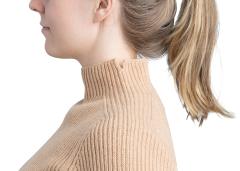 Brenda Wool Sweater w. Mock Neck Collar, Beige.