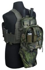 Särmä TST Assaulter Back Panel. On the inner surface of both zip-closure pouches of the panel, there is a low-profile PALS webbing with hook-and-loop. Here you can set up your assaulting loadout.