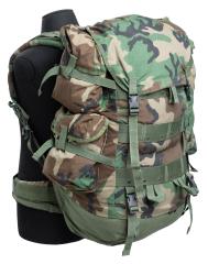 US CFP-90 rucksack with day pack, Woodland, surplus. 