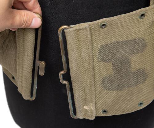 Belgian FD-D/BAR machinegunners webbing set, surplus. The wide design is a guarantee for comfort, so it won’t bite into your love handles like a conventional webbing belt.