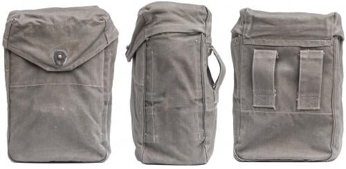 JNA Canteen / Mess Kit with Pouch and Utensils, Surplus. The pouch retains its shape only thanks to the contents. The back has belt loops.