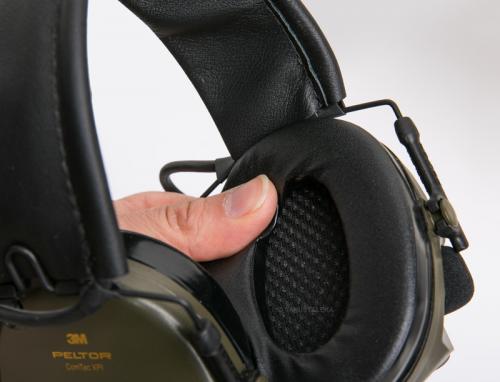 Peltor ComTac XPI.