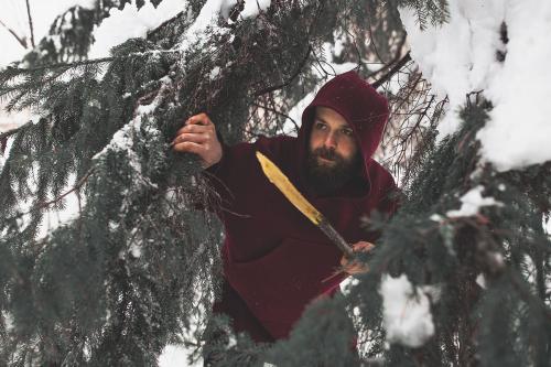 Jämä Blanket Shirt. Noble Crimson color.