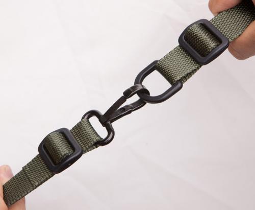 ITW Tri-Glide buckle, black.