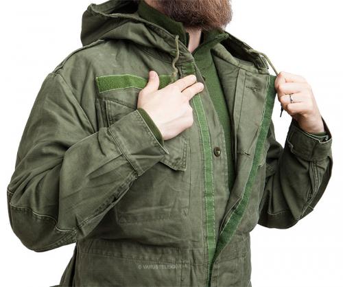 Belgian M64 parka, surplus. Hook-n-loop and button closure,