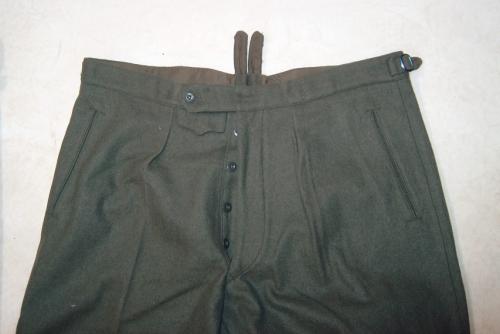 NVA wool trousers, old model. No belt loops.
