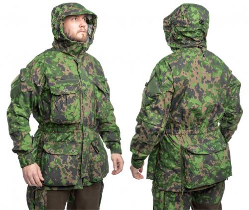 Särmä TST L4 Recon Smock. Model's measurements 180 / 100 cm, wearing a Medium Regular smock.