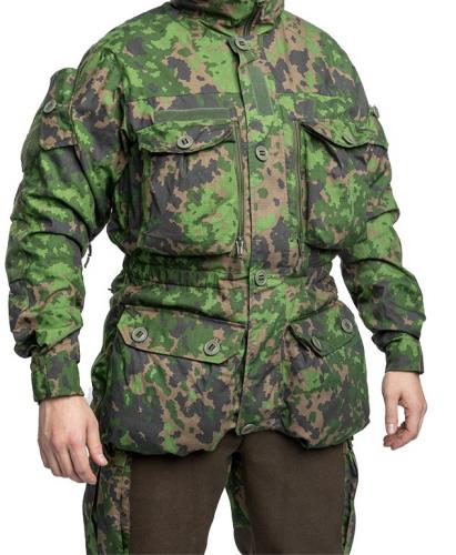 Särmä TST L4 Recon Smock. Hem cinched and rolled up.