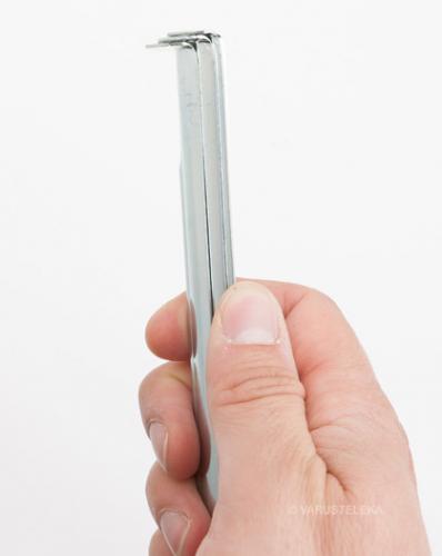 Mil-Tec Steel Tent Stake, 18 cm / 7". Pictured is three pegs in a nice bunch, just to show how small they pack. These are of course sold separately, though.