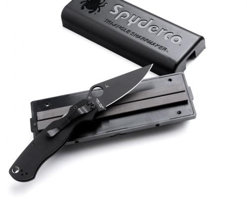 Spyderco Triangle Sharpmaker.