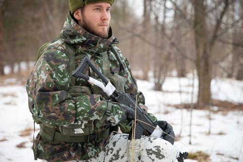 Särmä TST mittens w/ trigger finger.
