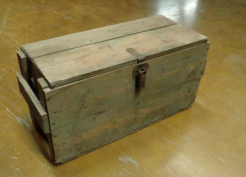 Finnish flamethrower crate, surplus Finnish flamethrower crate, surplus