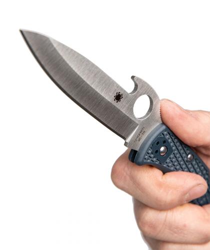 Spyderco Endura 4 Lightweight Emerson Opener. The back of the blade features slip-resistant jimping.