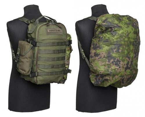 Särmä TST Backpack Rain Cover. Small over a Särmä TST Combat Pack with side pouch and tarp roll.