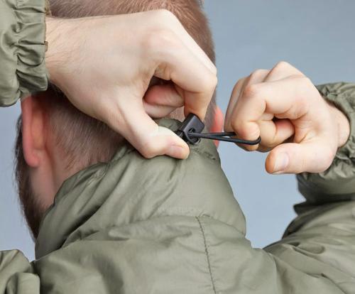 Särmä TST L3 Loft Jacket. Elastic drawcord in neck.