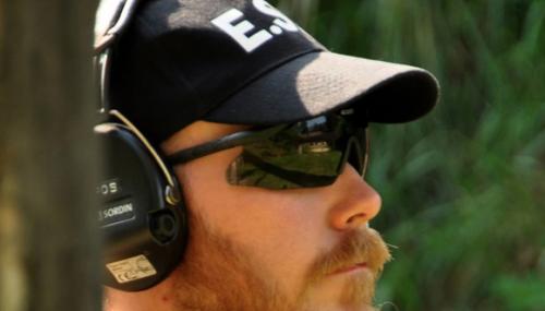 ESS ICE 3 ballistic glasses w. two spare lenses.