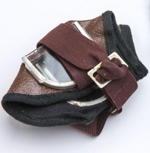 Soviet motorcycle goggles, surplus. How cute little package!