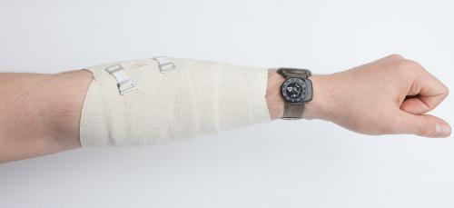 Estecs Elastic bandage.