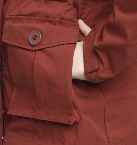 Särmä Windproof Parka. Hand-warming pockets with lining