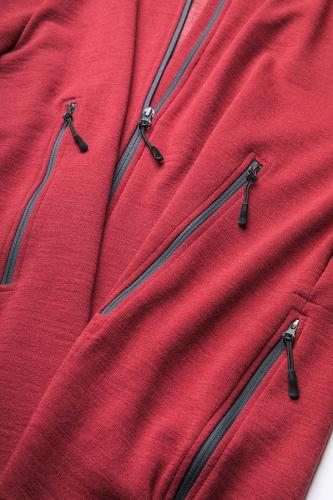 Zipper puller, 10-Pack. Installed on a Särmä Merino Hoodie.