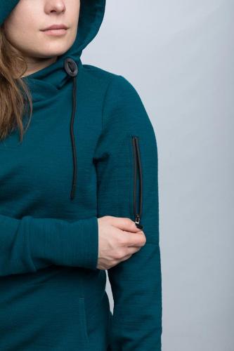 Särmä Women's Merino Wool Hoodie. Zippered sleeve pocket