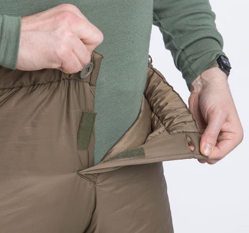 Särmä TST L3 Loft Pants. Fly with 25 mm slotted button and hook-and-loop.
