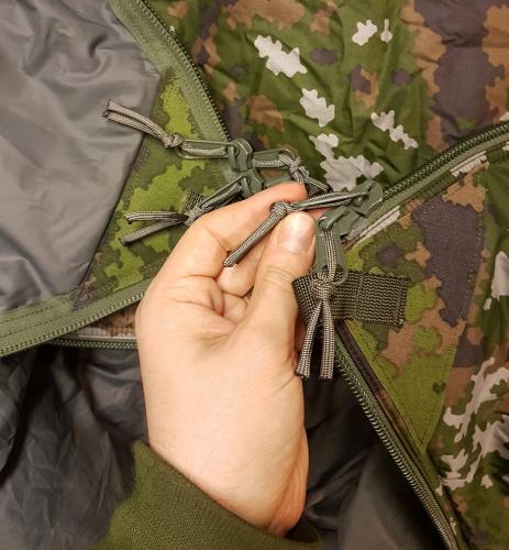 Särmä TST Thermal Cloak. Pro-Tip: simple zipper pulls/silencers made from Paracord!