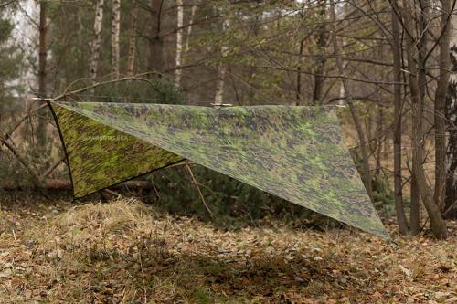 Särmä TST Tarp, M05 woodland camo. 250 x 250 cm pitched "diamond style".
