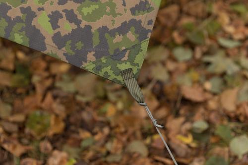 Särmä TST Tarp, M05 woodland camo. Corner tie-down tab.