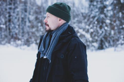 BW wool scarf, surplus.