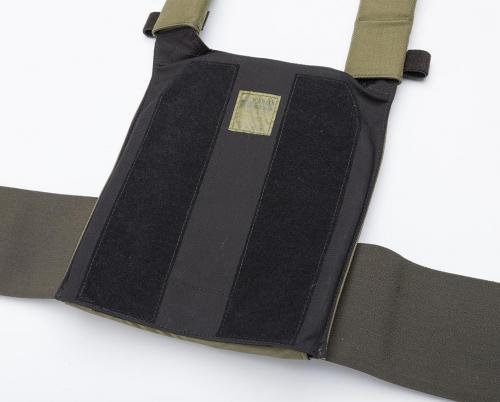 Särmä TST PC18 Plate Carrier. The body side is lined with loop fabric to allow pads to be attached.