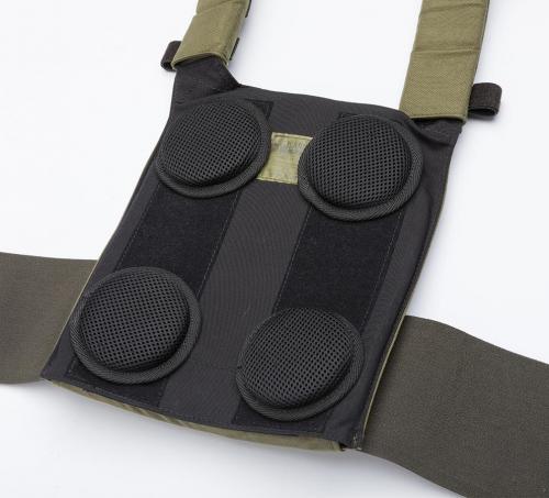 Särmä TST PC18 Plate Carrier. The body side is lined with loop fabric to allow pads to be attached.