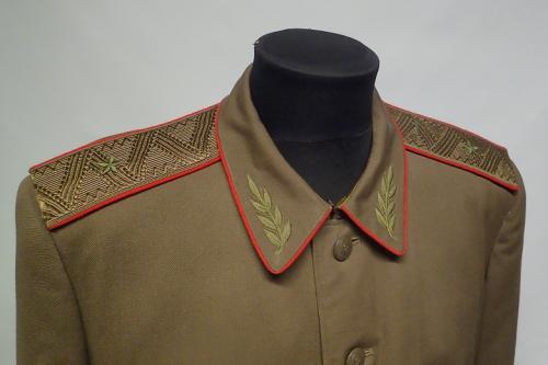 Soviet officer's coat, Major General.