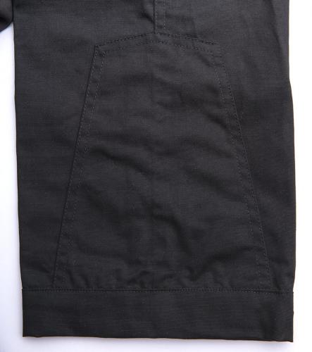 Särmä Outdoor Pants. The lower part of the trouser leg has an added reinforcement piece