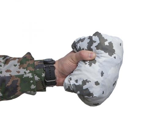 Särmä TST L7 Camouflage Anorak. Very lightweight and packable.