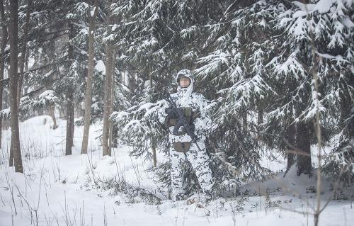 Särmä TST L7 Camouflage Anorak.