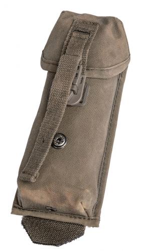 Austrian Steyr AUG magazine pouch, surplus Austrian Steyr AUG magazine pouch, surplus