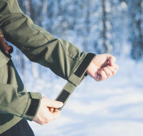 Särmä Windproof Anorak. Hook-n-loop adjustment on the cuffs.