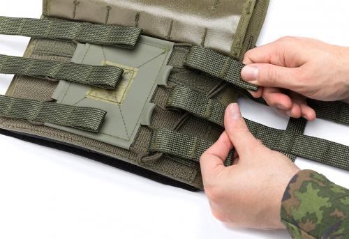 Särmä TST PC18 PALS cummerbund. Hook-and-loop to shock cord adapter