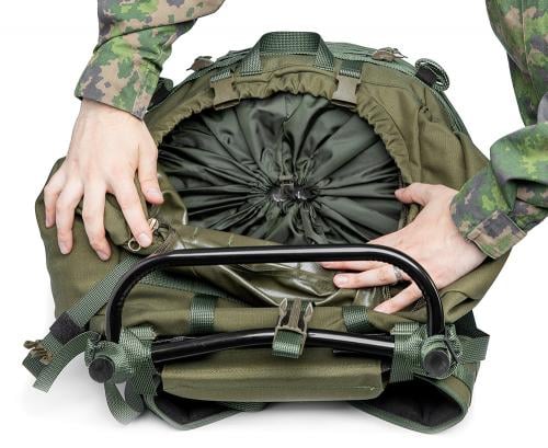 Särmä TST RP80 recon pack. The main bag is divided into upper 2/3 and lower 1/3 using a cinch cord divider.