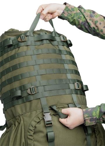 Särmä TST RP80 recon pack. Fixed carry handles of the main bag.
