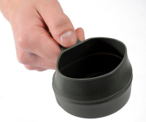 Swedish folding cup, green, surplus.