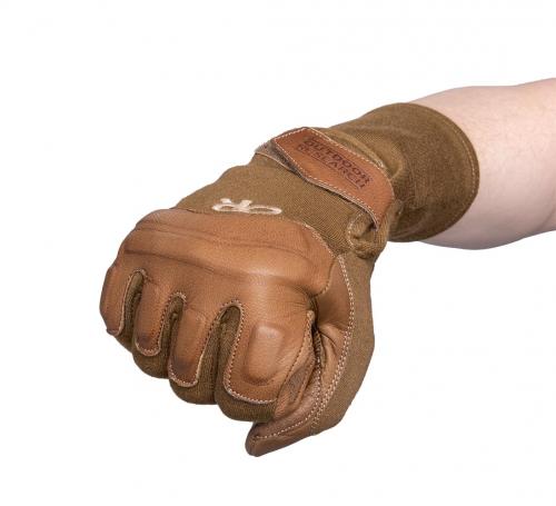 Outdoor Research Firemark Gauntlet Gloves, coyote, surplus. The padding protects both knuckles and fingers.